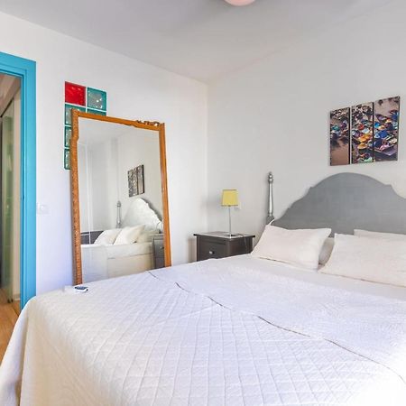 Colours Apartment And Garage Historical Center 4 Pax إشبيلية المظهر الخارجي الصورة