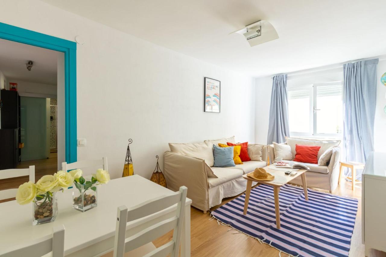 Colours Apartment And Garage Historical Center 4 Pax إشبيلية المظهر الخارجي الصورة