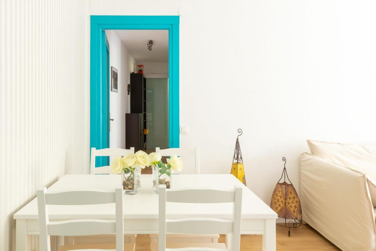 Colours Apartment And Garage Historical Center 4 Pax إشبيلية المظهر الخارجي الصورة