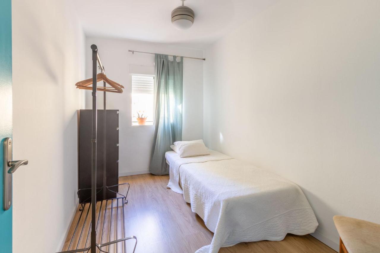 Colours Apartment And Garage Historical Center 4 Pax إشبيلية المظهر الخارجي الصورة